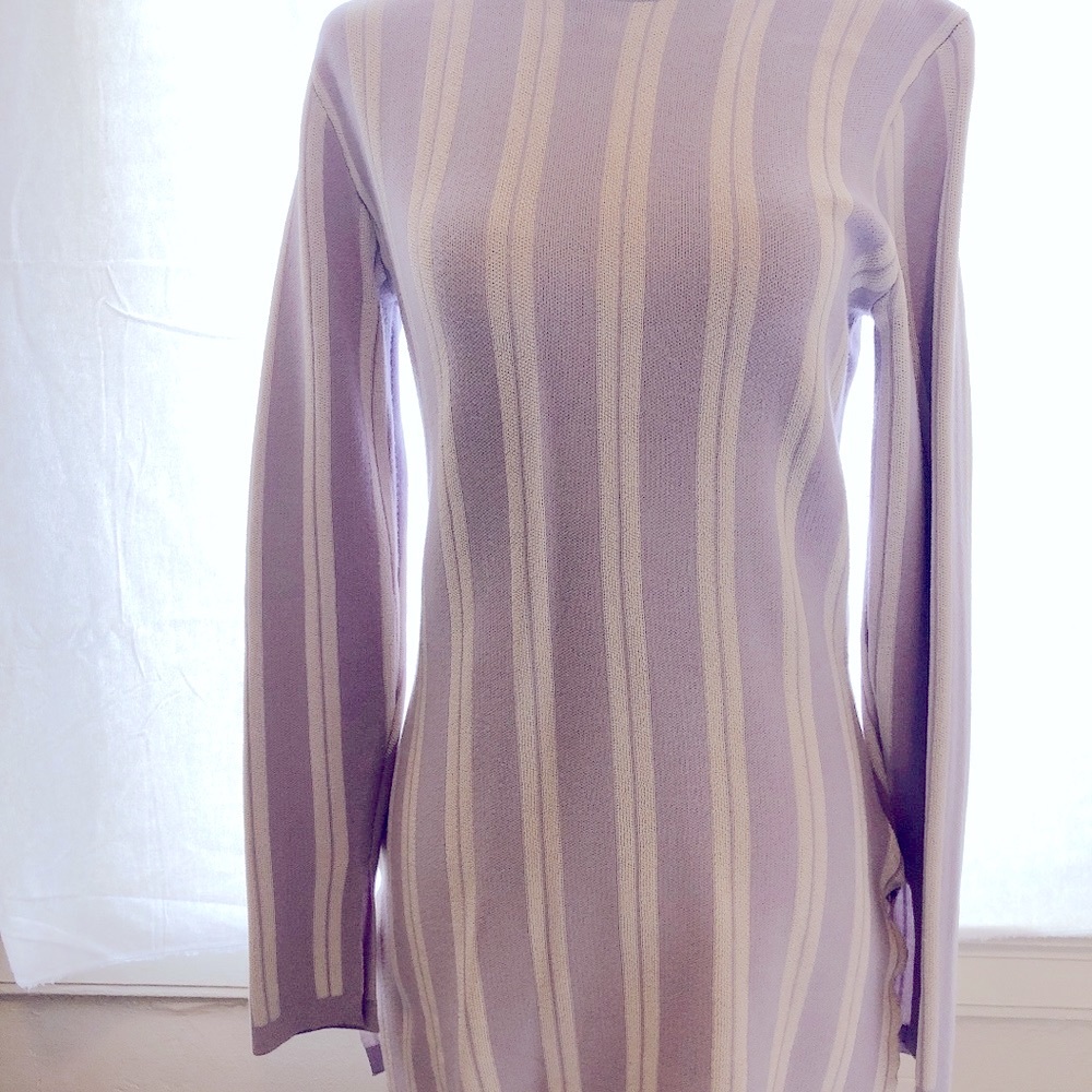 Sweater - Picture 4 of 11